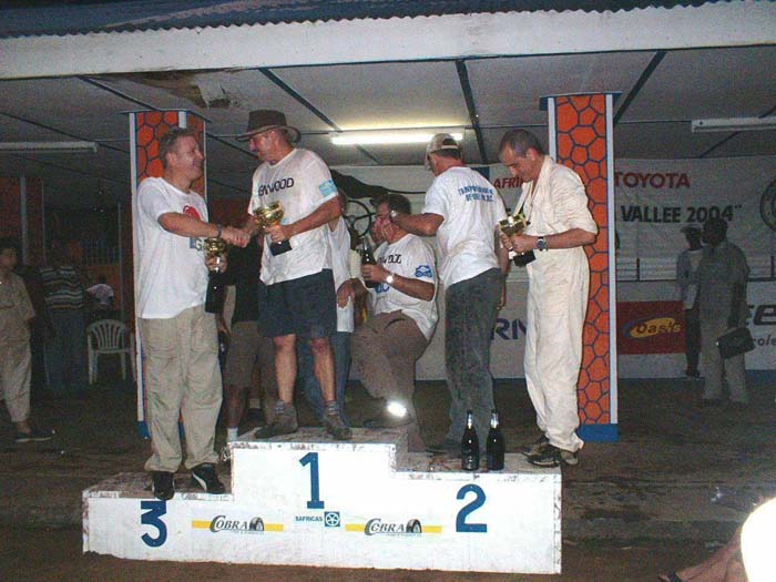 PICTU~2C.JPG podium vo0093